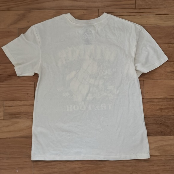 🍯 Disney | Winnie the Pooh | Floral Graphic Tee | Disney Spirit | size Small - Picture 3 of 3